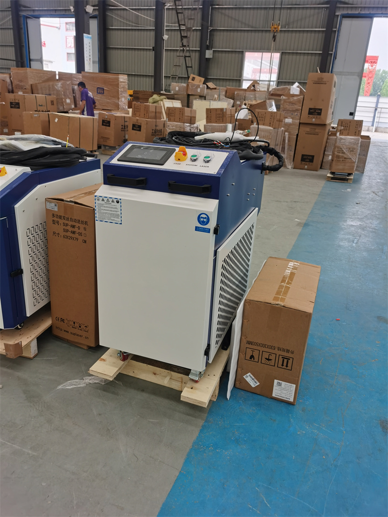 Industrial Laser Removal Machine - 6000W高出力連続レーザー洗浄機（工業用ステンレス鋼および金属の錆や塗料除去用）
