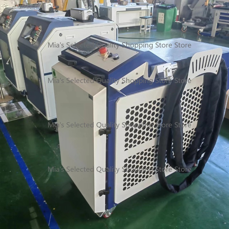 3000Wレーザー洗浄機ミニキャビネット、錆、油、埃、塗料、 - Industrial Laser Removal Machine のレビューと価格
